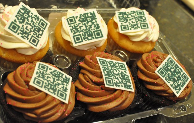 QR code cupcakes